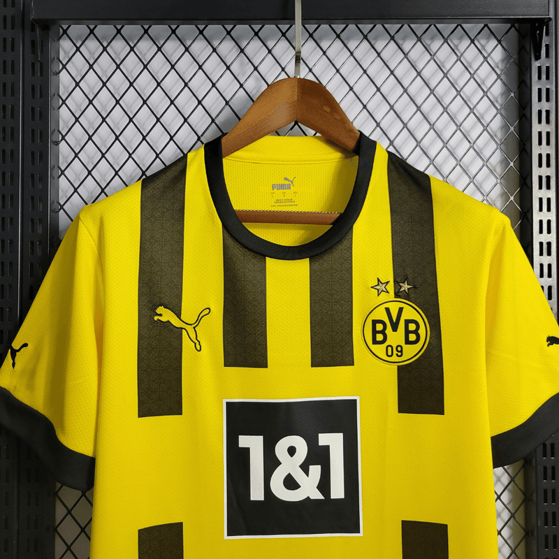 Camisa-Borussia-Dortmund-BVB-home-1-2022-23-22-torcedor-masculina-amarela-e-preta-preto-amarelo-fut-futebol-puma-reus-champions-limania